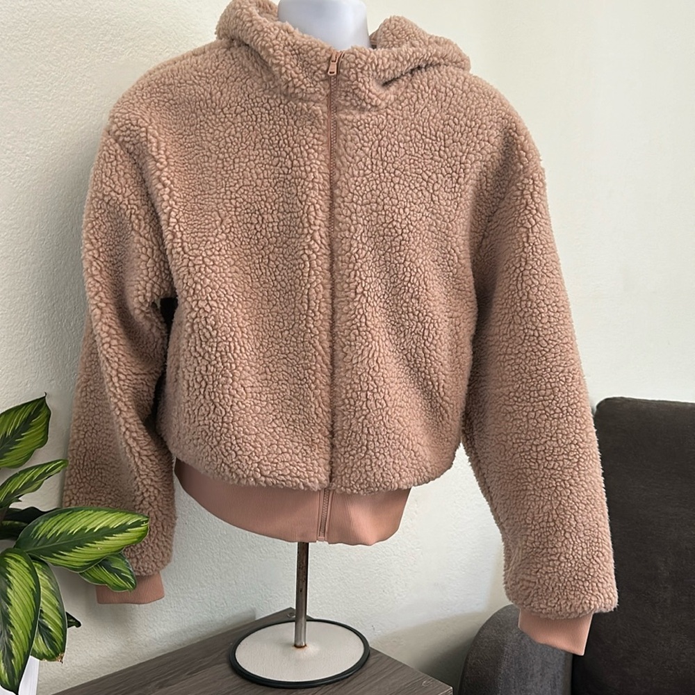 Fabletics Sherpa Jacket With Hood. Size Xl - image 1